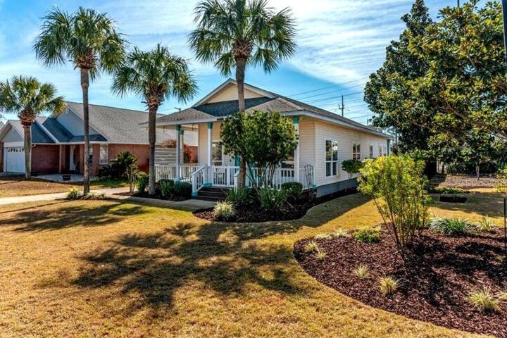 Holiday home Sunsail Pool Heat & Golf Cart Deals *