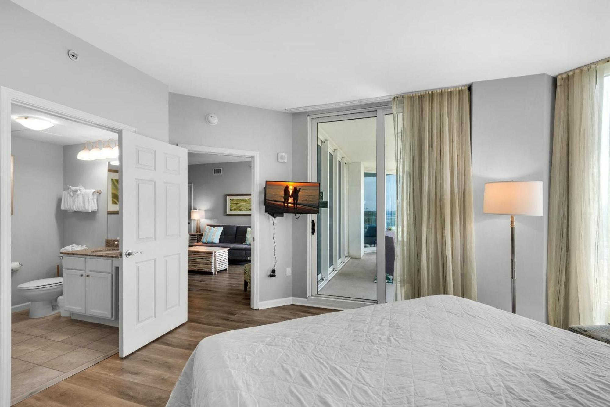 Palms #2916 Full 2 Bedroom Destin