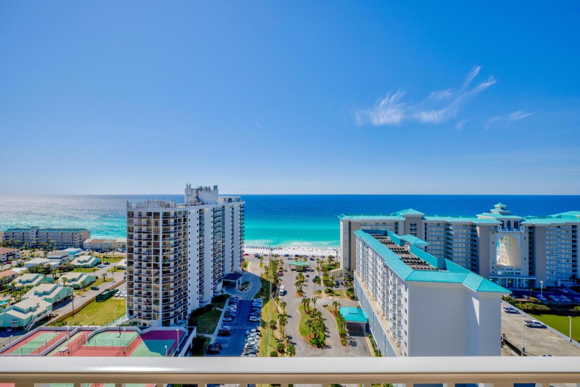 Ariel Dunes 1906 * Destin