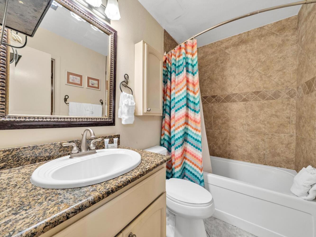 Lakefront 227d Holiday home