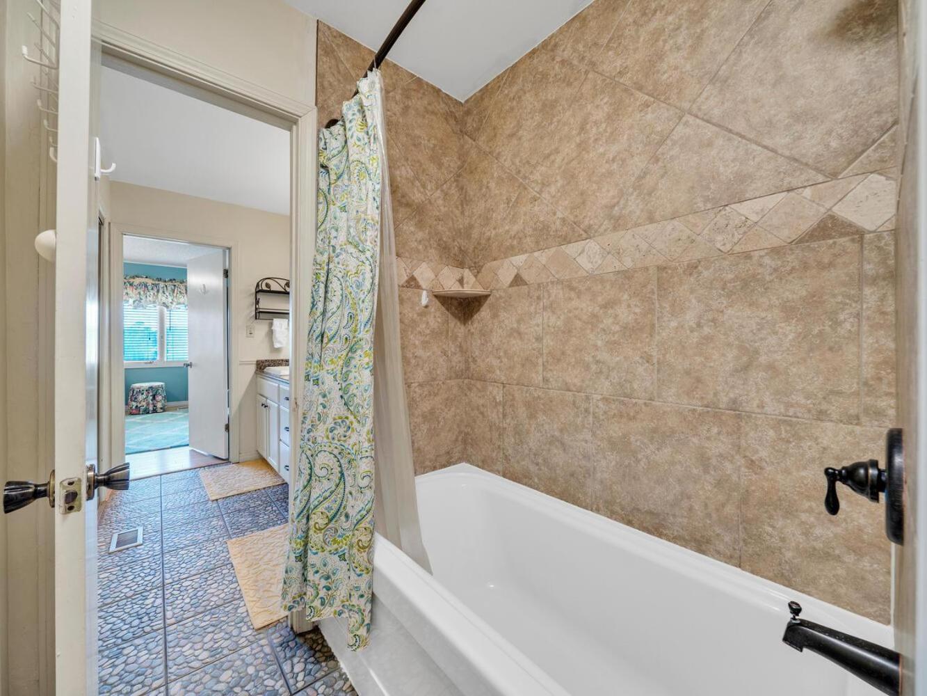 Holiday home Lakefront 227d