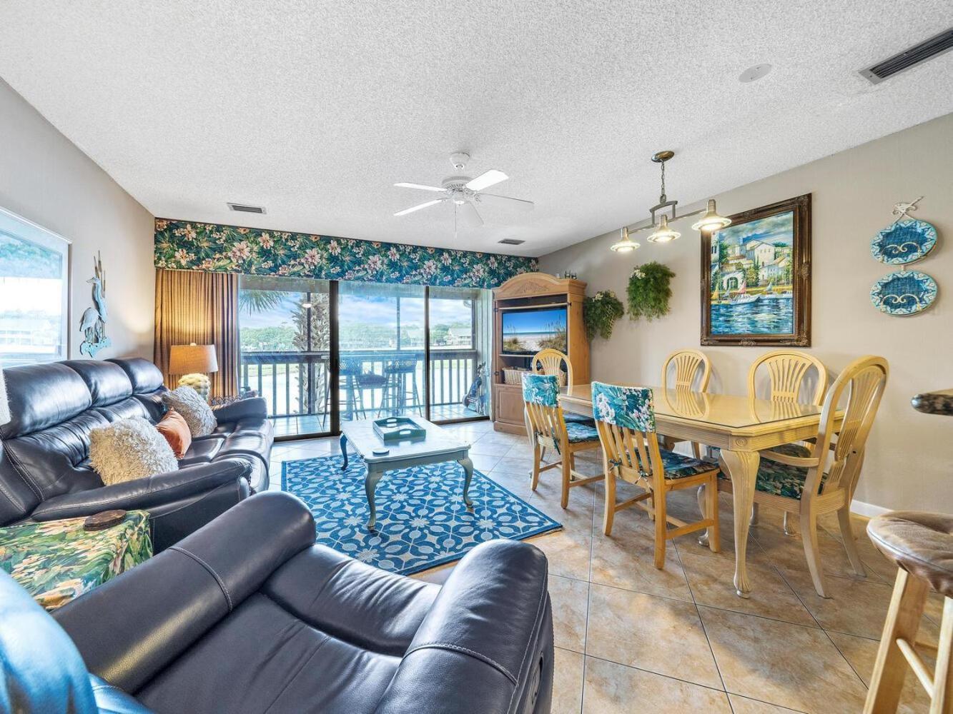 Lakefront 227d Holiday home Destin