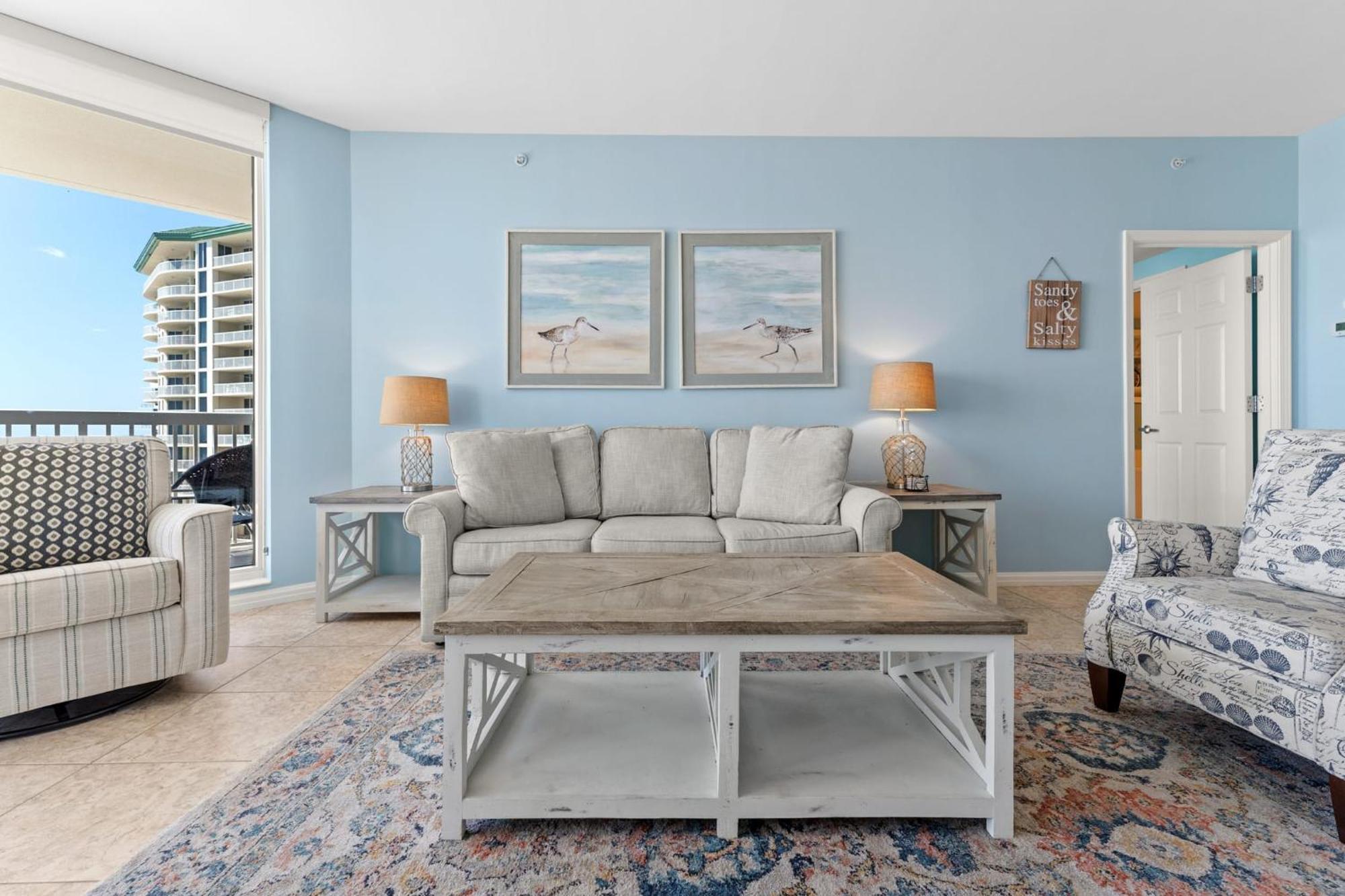 Panoramic Views And Private Holiday home