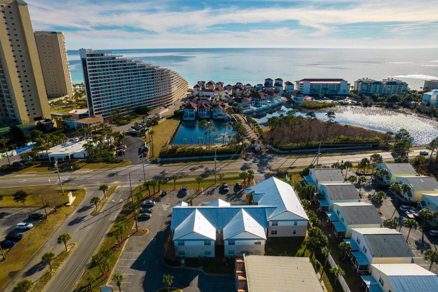 Sunny Escape In Miramar Apartment Destin