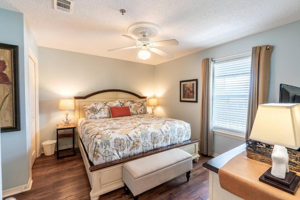 Apartment Gulf View, Easy Access, Heated Pool, Hot Tub Destin