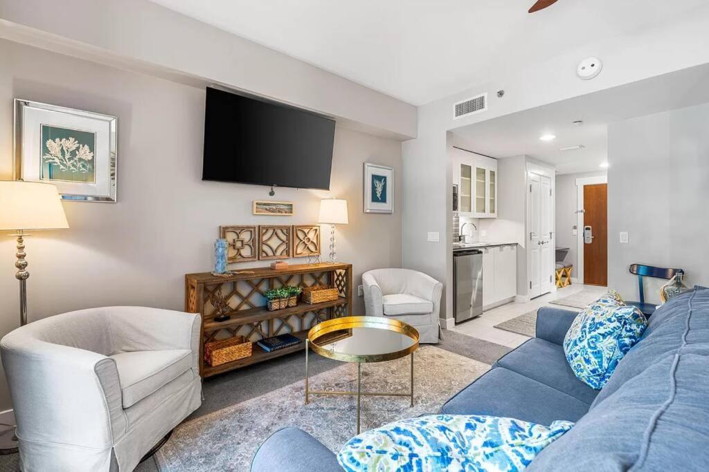 New Baytowne Bahia Breeze Pool View Apartment