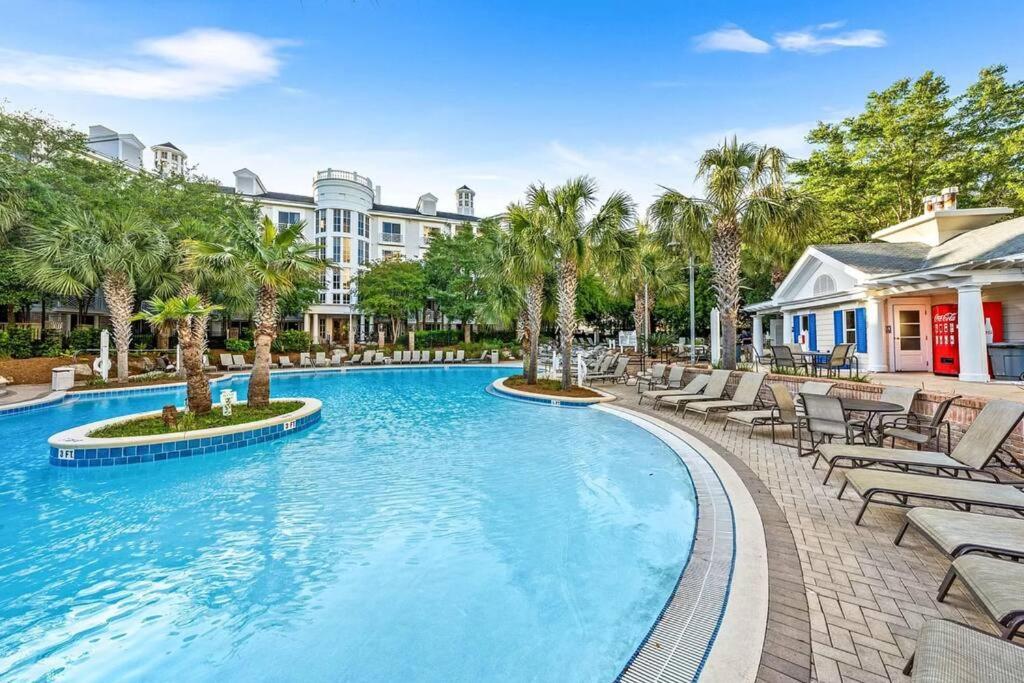 New Baytowne Bahia Breeze Pool View Apartment *
