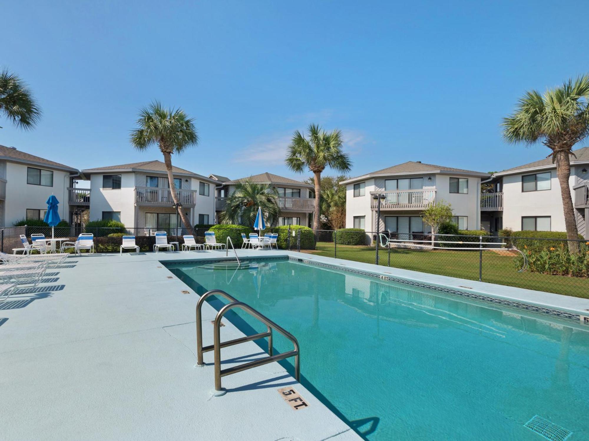 Crystal Village 26b By Newman-dailey Apartment