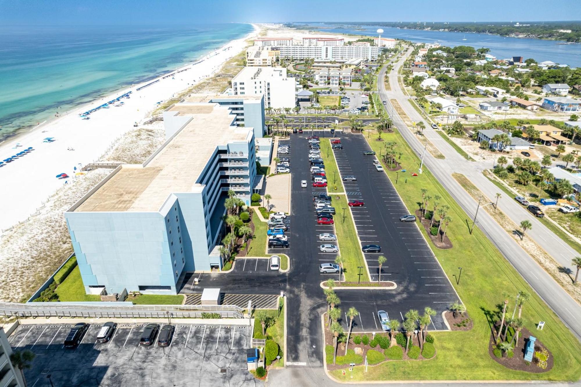 Sandpiper Cove 8113- By Isle Apartment Destin