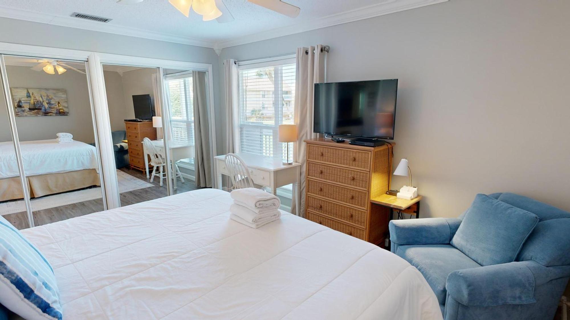 Sandpiper Cove 1096- By Isle