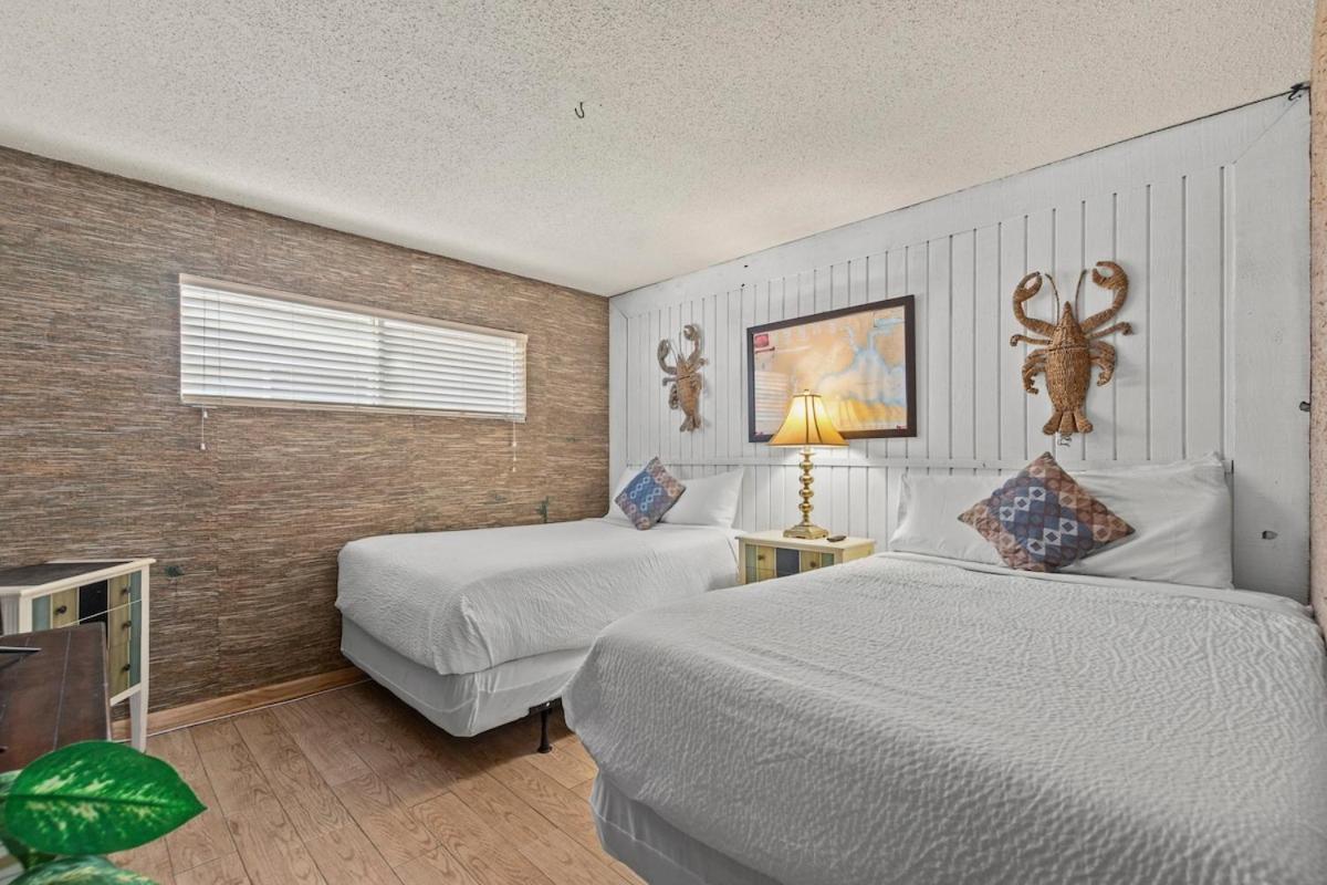 Sandy Beaches-3 Pools-pet Friendly Holiday home *