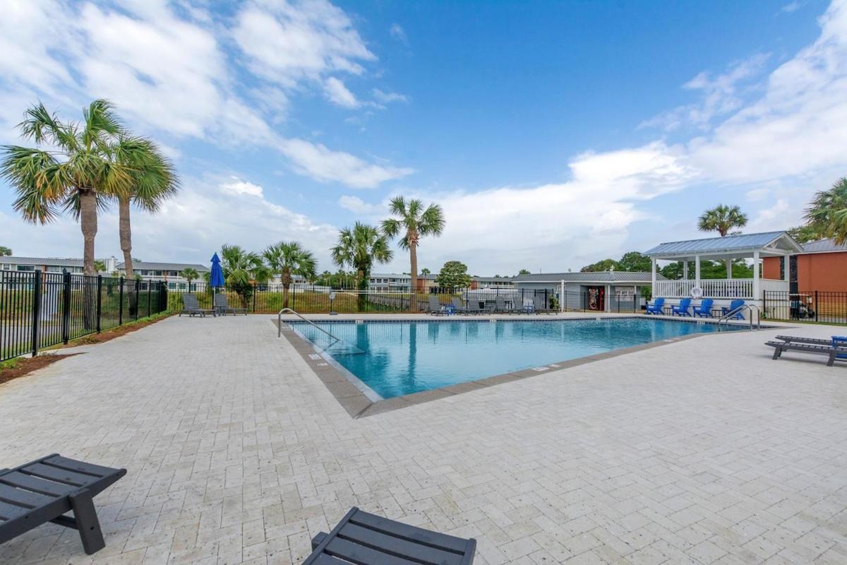 Sandy Beaches-3 Pools-pet Friendly