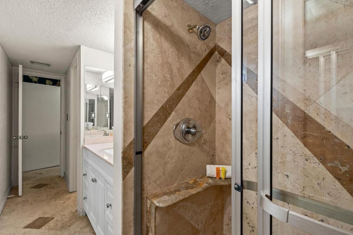 Sandy Beaches-3 Pools-pet Friendly
