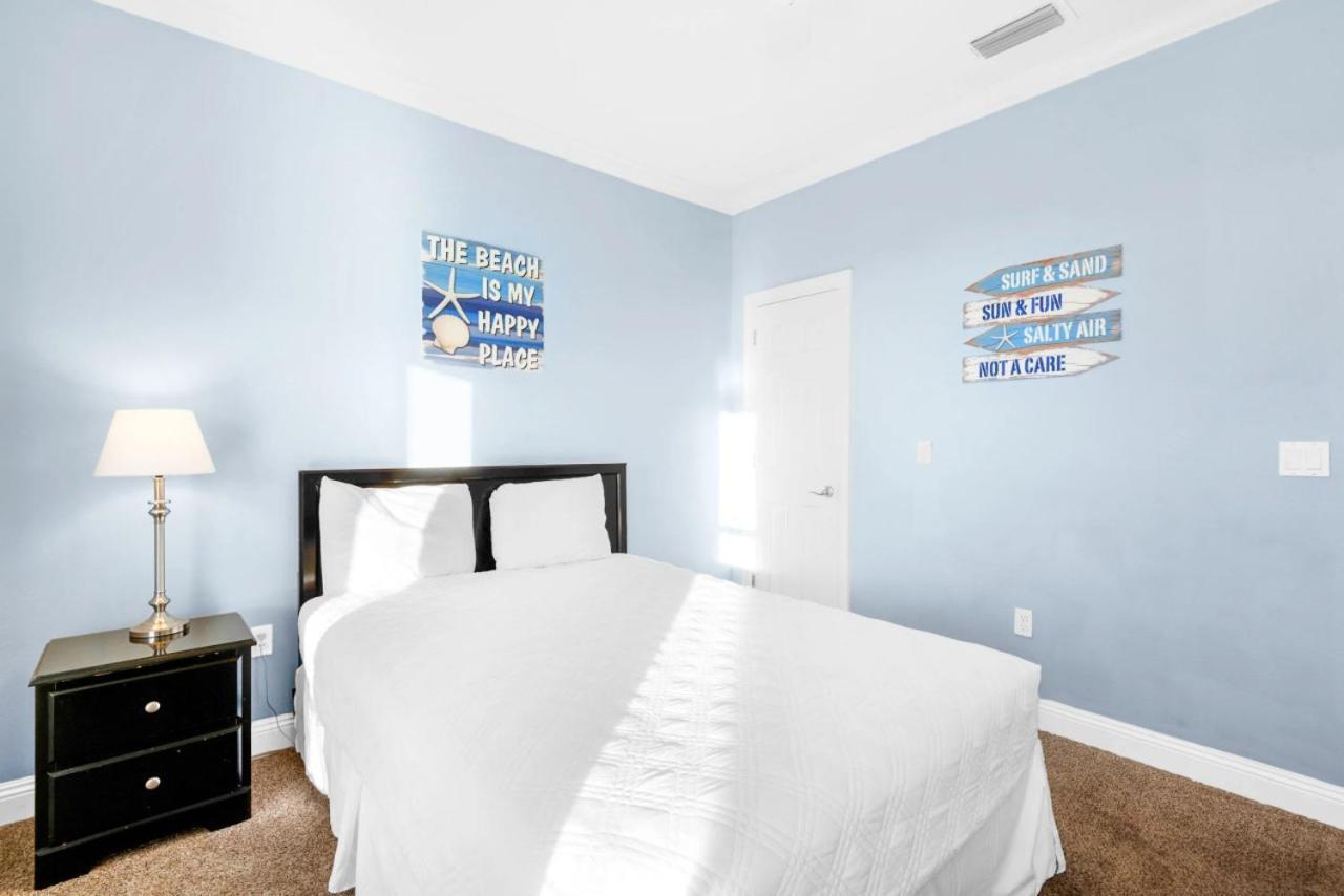 Skips Delight Pool View Pet Friendly Holiday home Destin