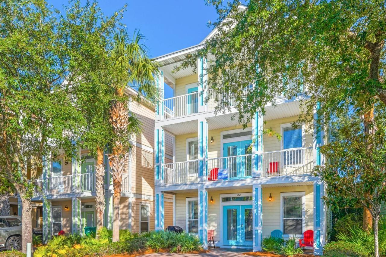 Skips Delight Pool View Pet Friendly * Destin