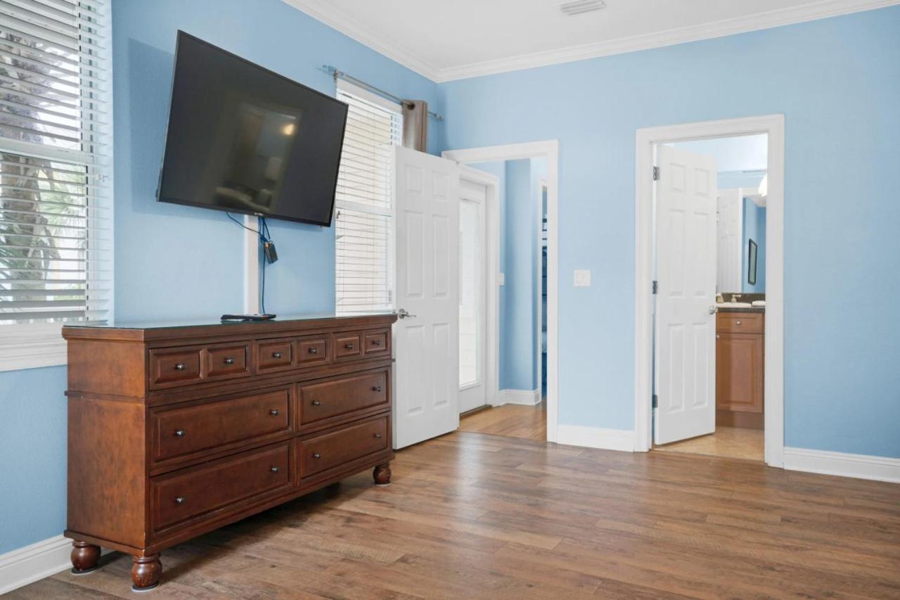 Skips Corner Pet Friendly Trolley Holiday home