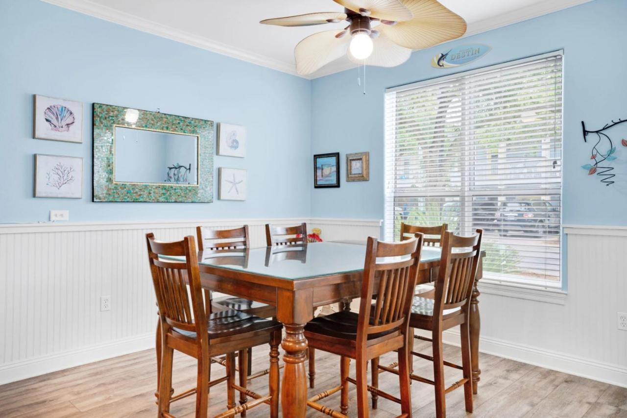 Skips Corner Pet Friendly Trolley * Destin