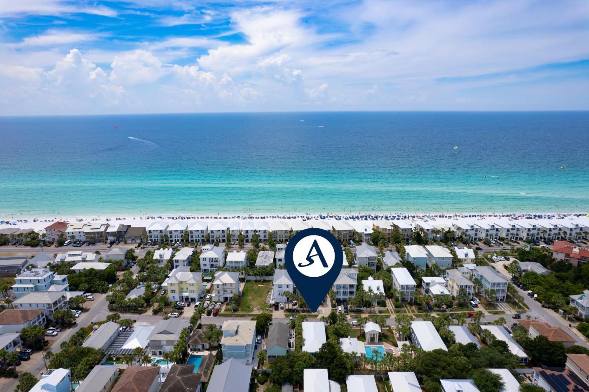 Dream By Avantstay 2-story Walk To Hot Tub Golf Cart * Destin