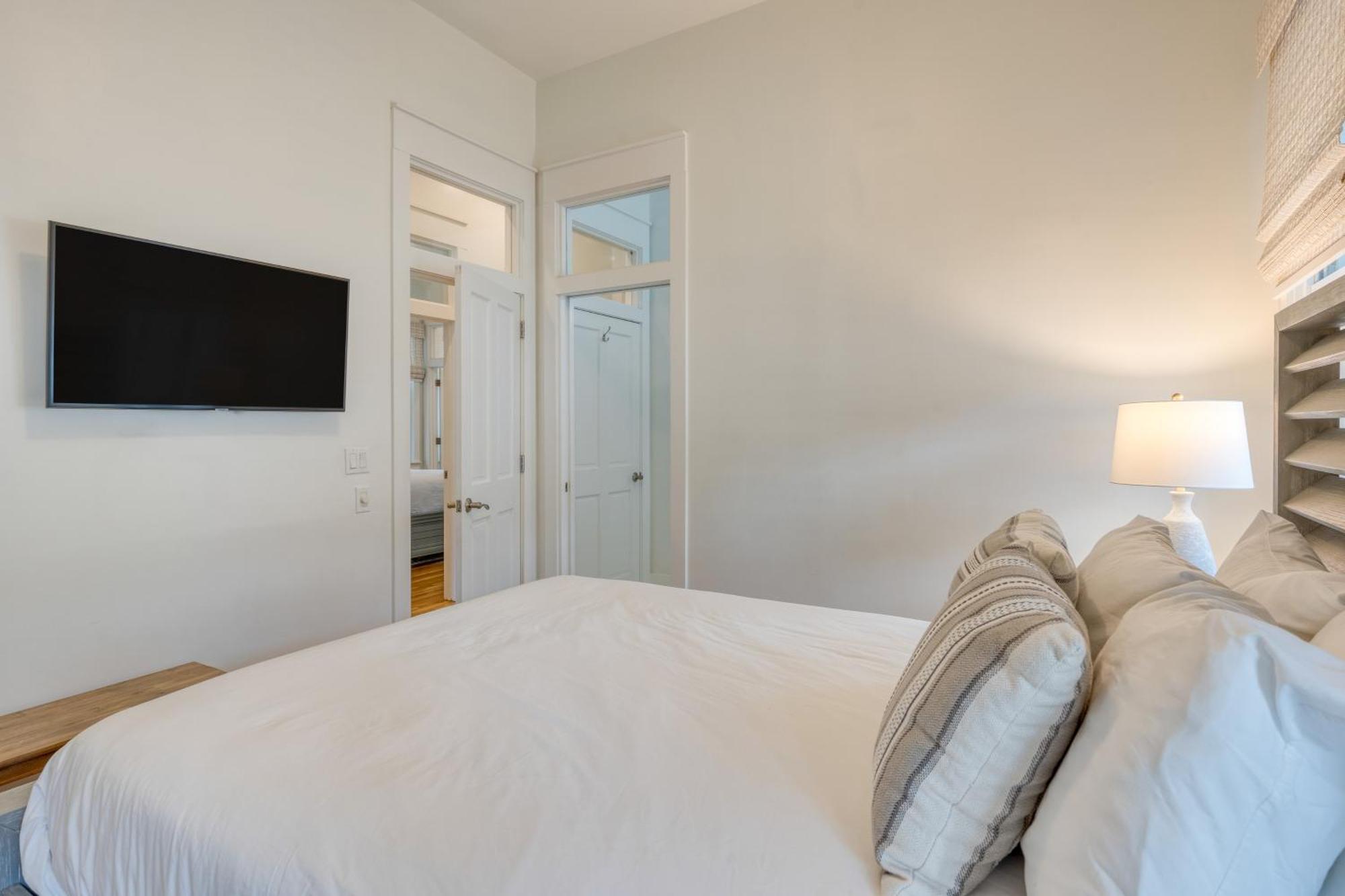 Dream By Avantstay 2-story Walk To Hot Tub Golf Cart * Destin