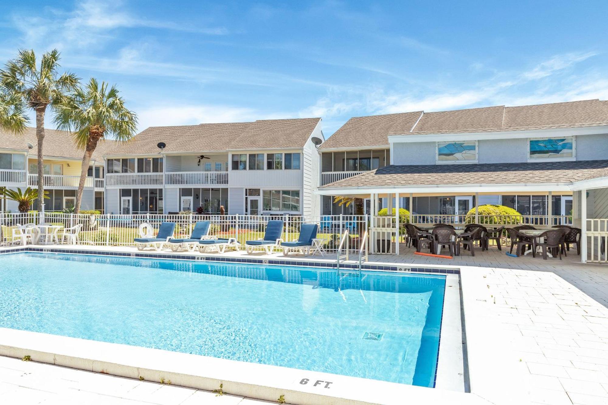 Sandpiper Cove 8113- By Isle Destin