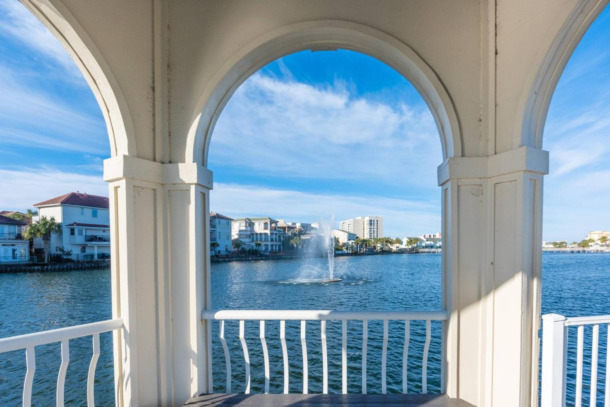 Seahorse Shores - Games, Private Access, Pool, Lake, Boardwalk, Near Fun Destin