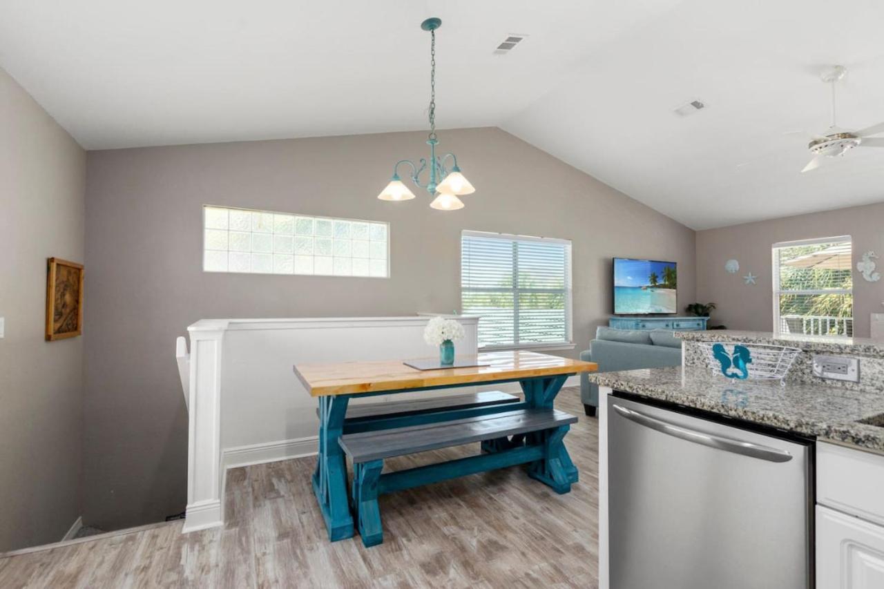 Holiday home Seahorse Shores - Games, Private Access, Pool, Lake, Boardwalk, Near Fun