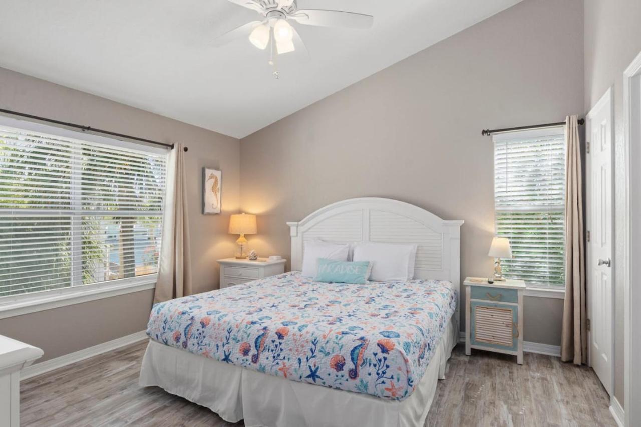 Seahorse Shores - Games, Private Access, Pool, Lake, Boardwalk, Near Fun