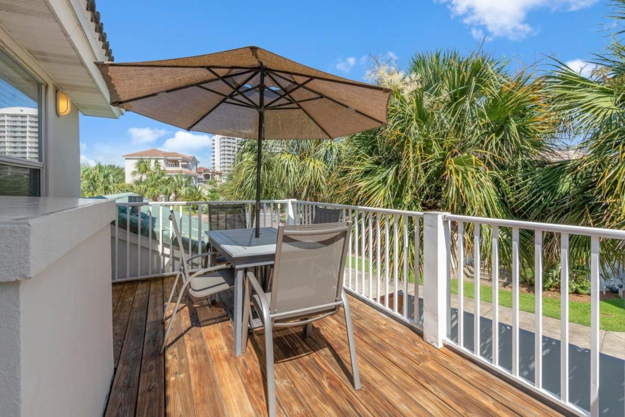 Seahorse Shores - Games, Private Access, Pool, Lake, Boardwalk, Near Fun Holiday home Destin