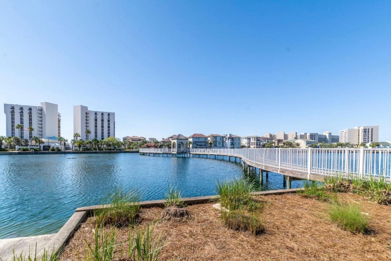 Seahorse Shores - Games, Private Access, Pool, Lake, Boardwalk, Near Fun Holiday home