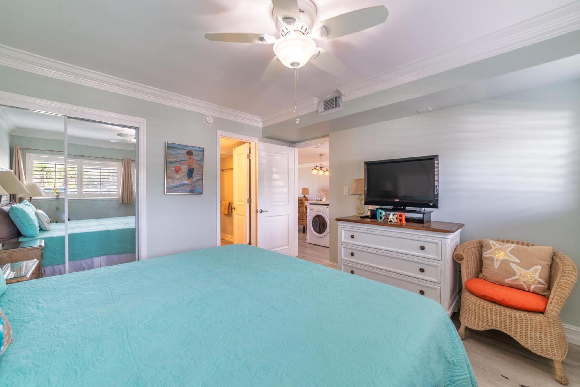 House D102 - Beachfront With Pool, Wifi, & Service *