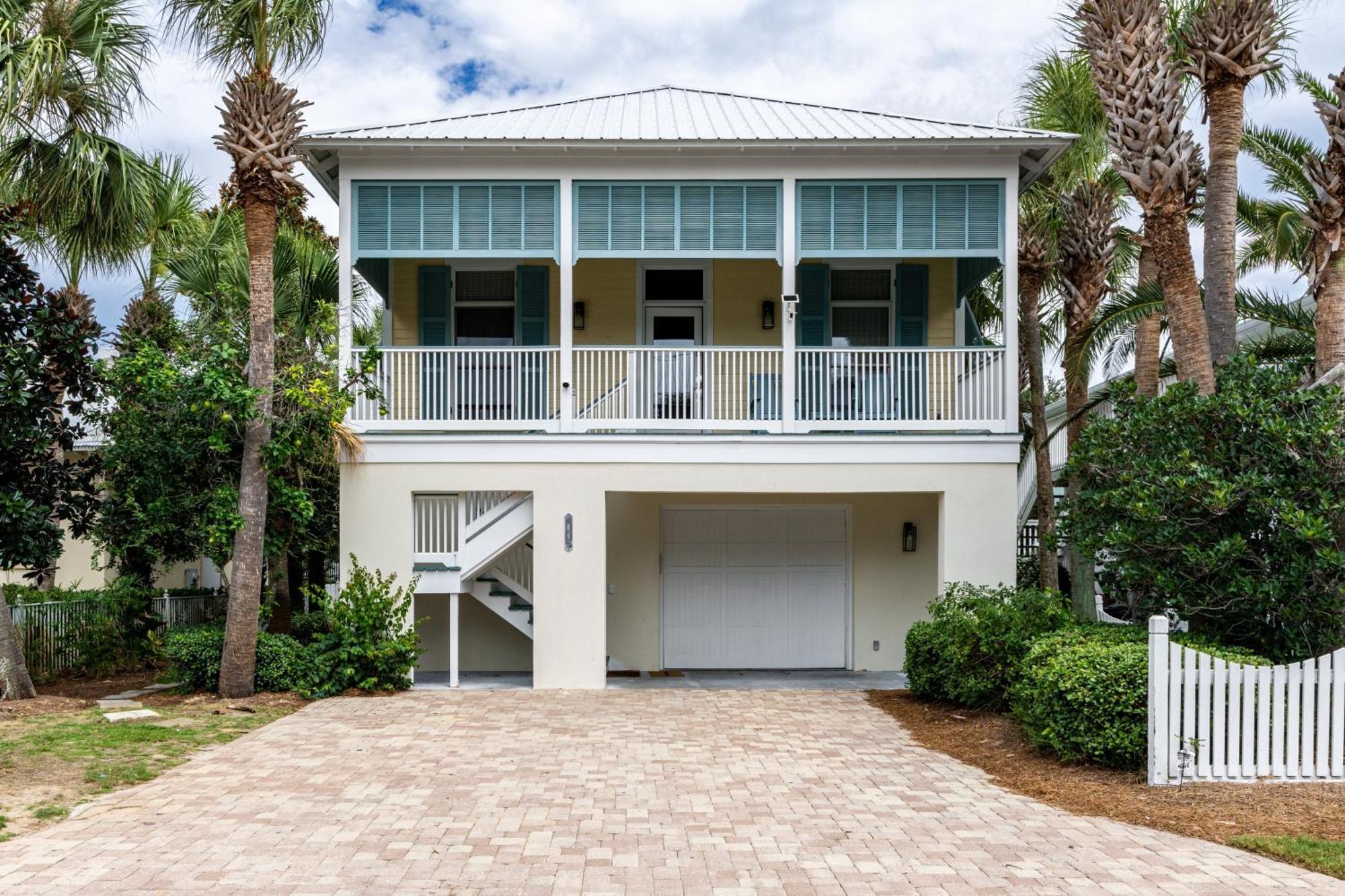 Holiday home Dream By Avantstay 2-story Walk To Hot Tub Golf Cart