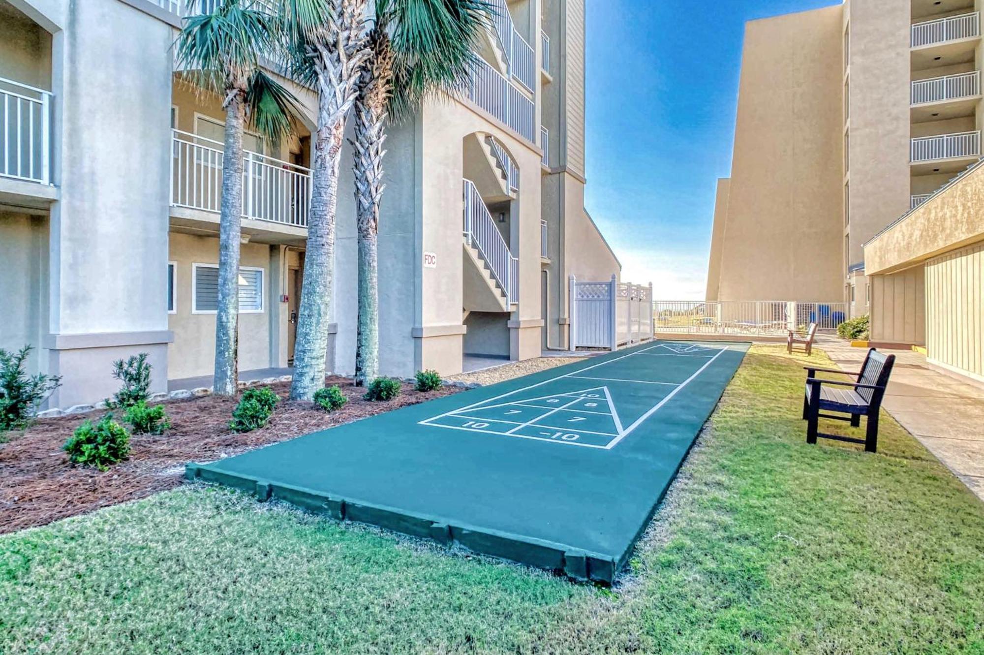 Apartment House C301 - Beachfront With Pool, Wifi, & Service Destin
