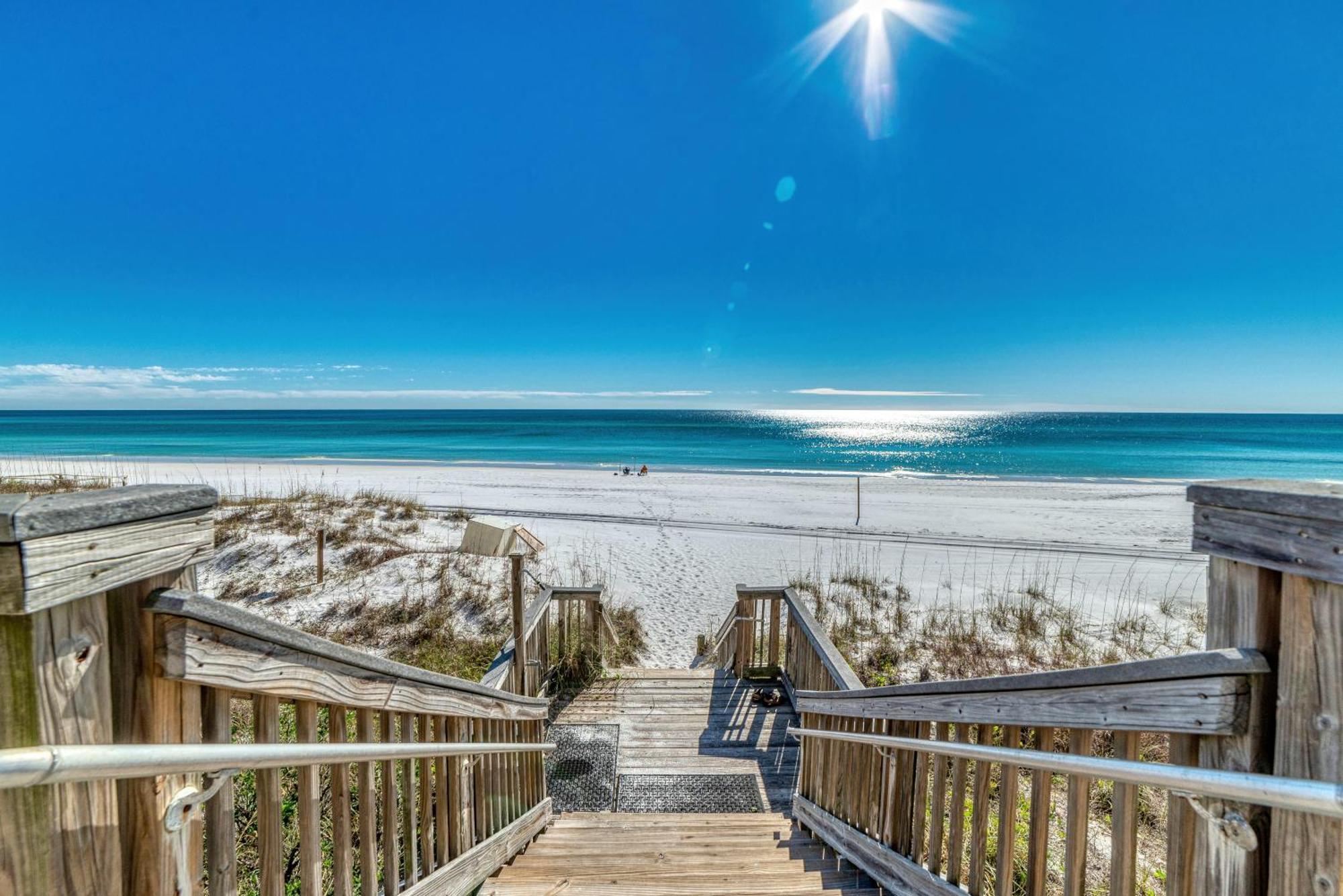 House C301 - Beachfront With Pool, Wifi, & Service * Destin
