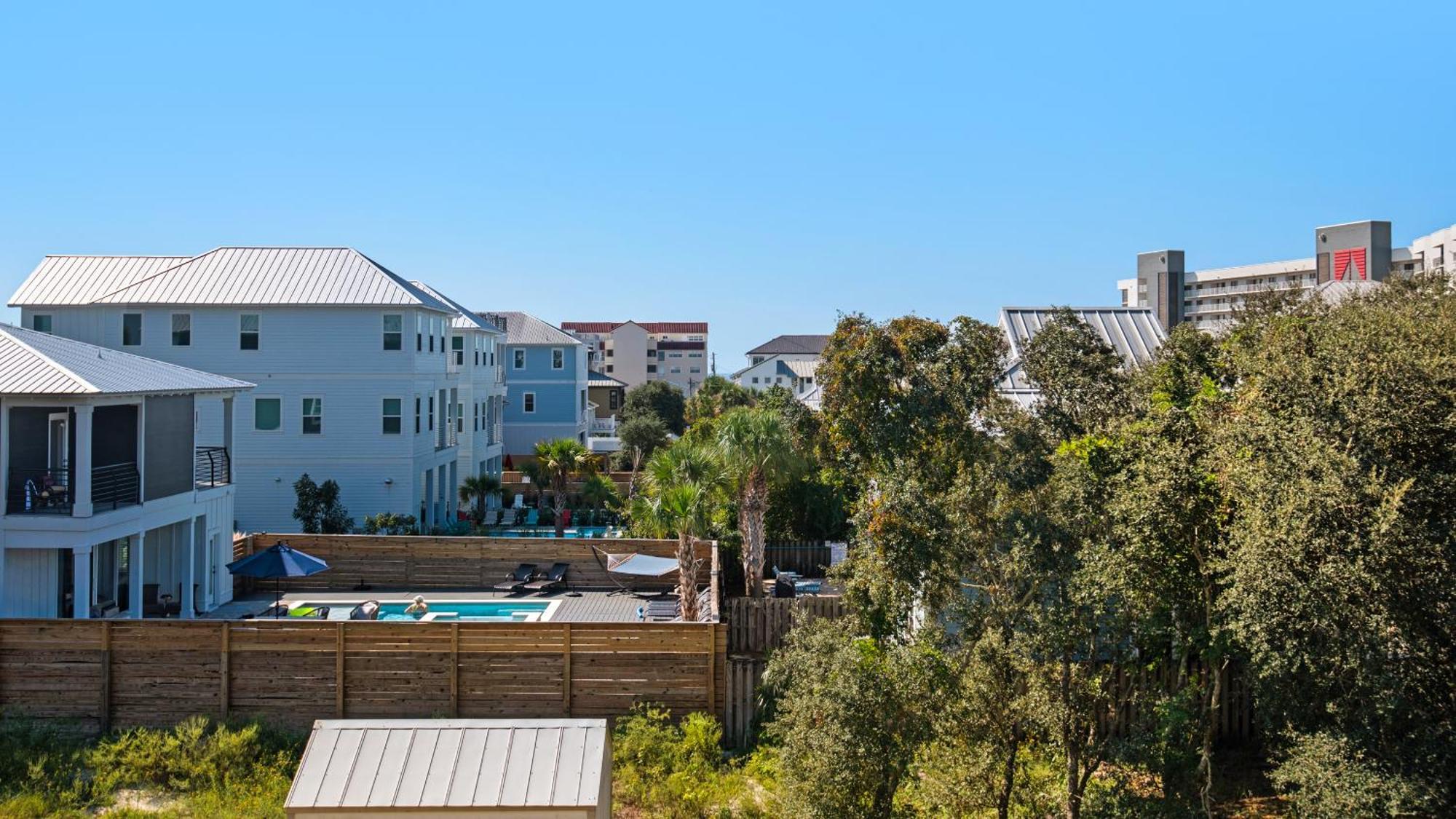 Spyglass Townhomes Unit 106 Sandtrap * Destin
