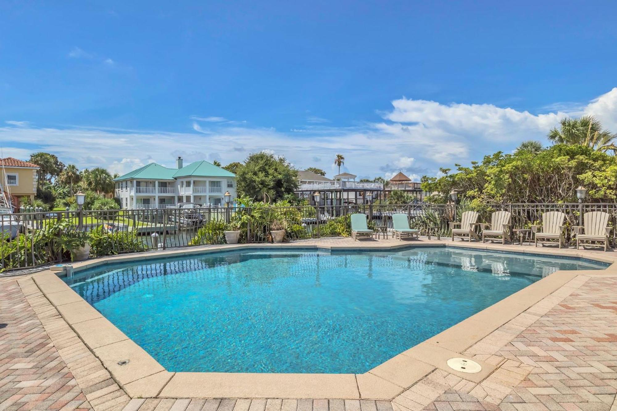 Waterfront Dream House Pool Golf Cart & Dock * Destin