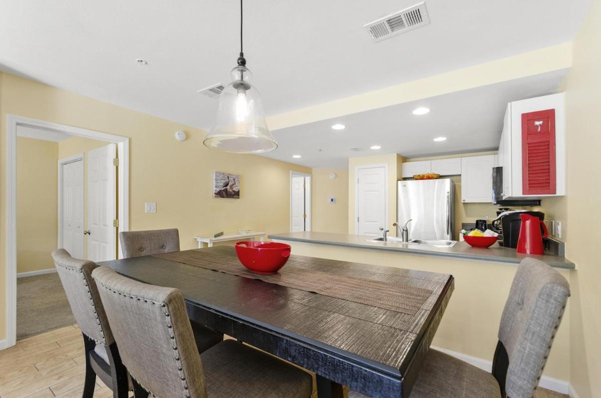 Gulf Views Private Entry Heated Pool Tennis Holiday home Destin