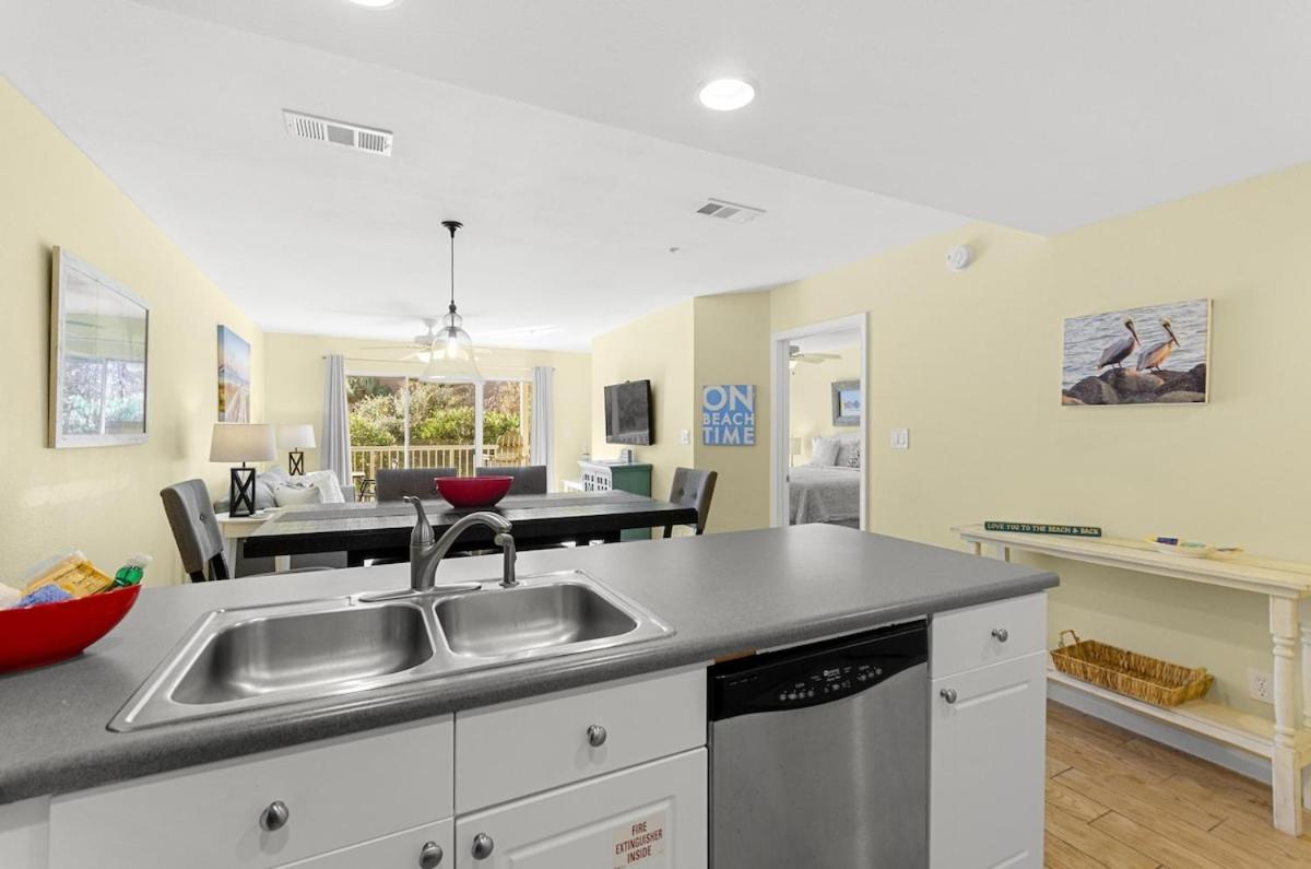 Gulf Views Private Entry Heated Pool Tennis Holiday home Destin