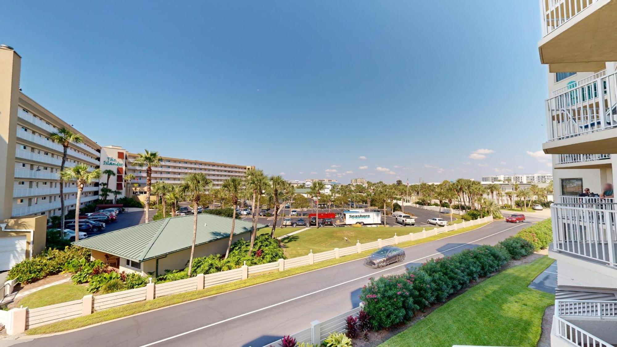 Inlet Reef 217- By Isle Apartment
