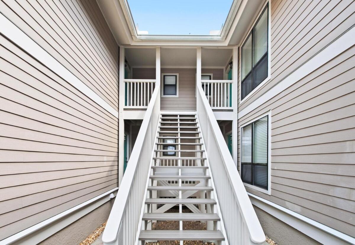 Holiday home Harbour Point 810
