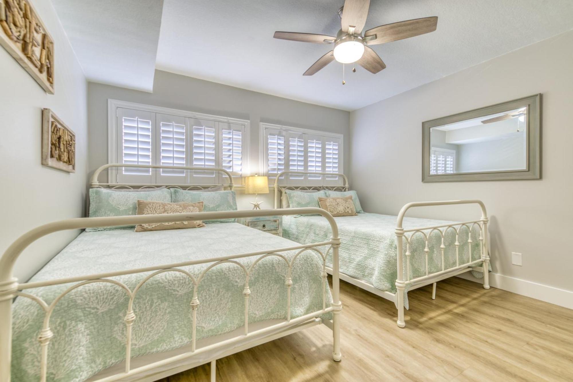 Apartment House C301 - Beachfront With Pool, Wifi, & Service Destin