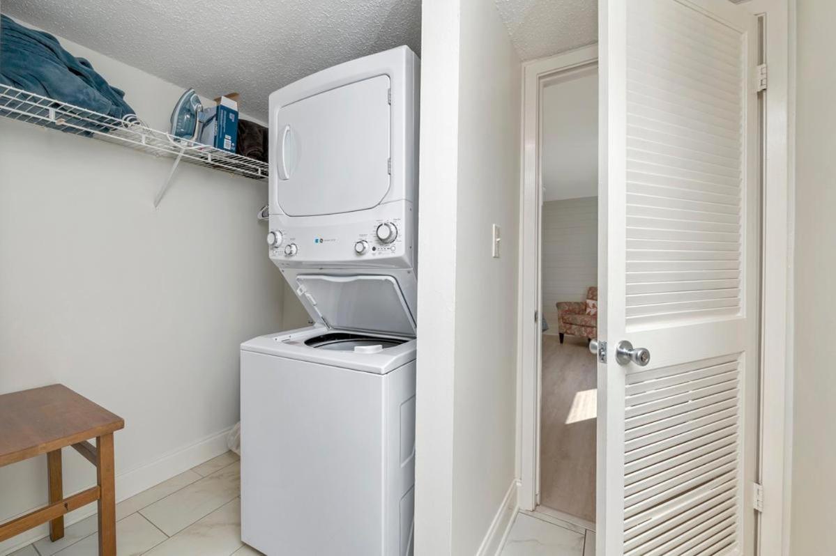 2036 - Shoreline Towers Beachfront Free Setup *