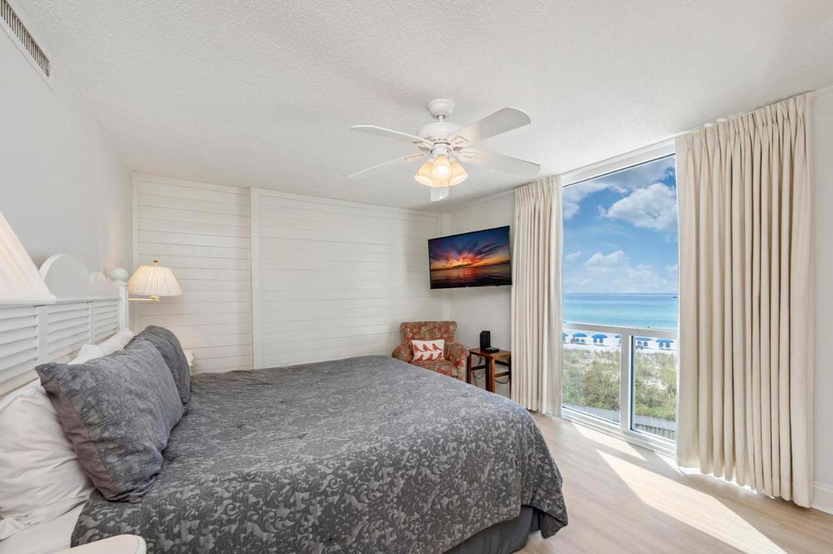 2036 - Shoreline Towers Beachfront Free Setup Destin