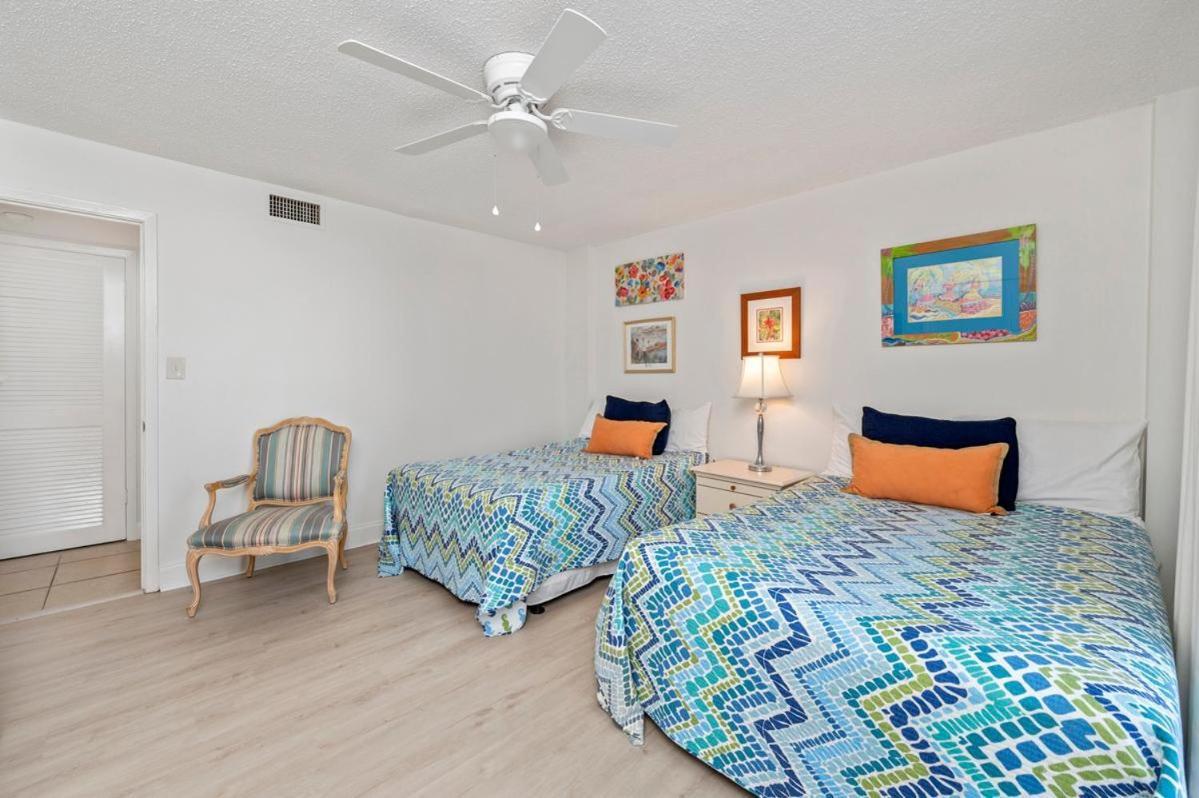 2036 - Shoreline Towers Beachfront Free Setup Holiday home *
