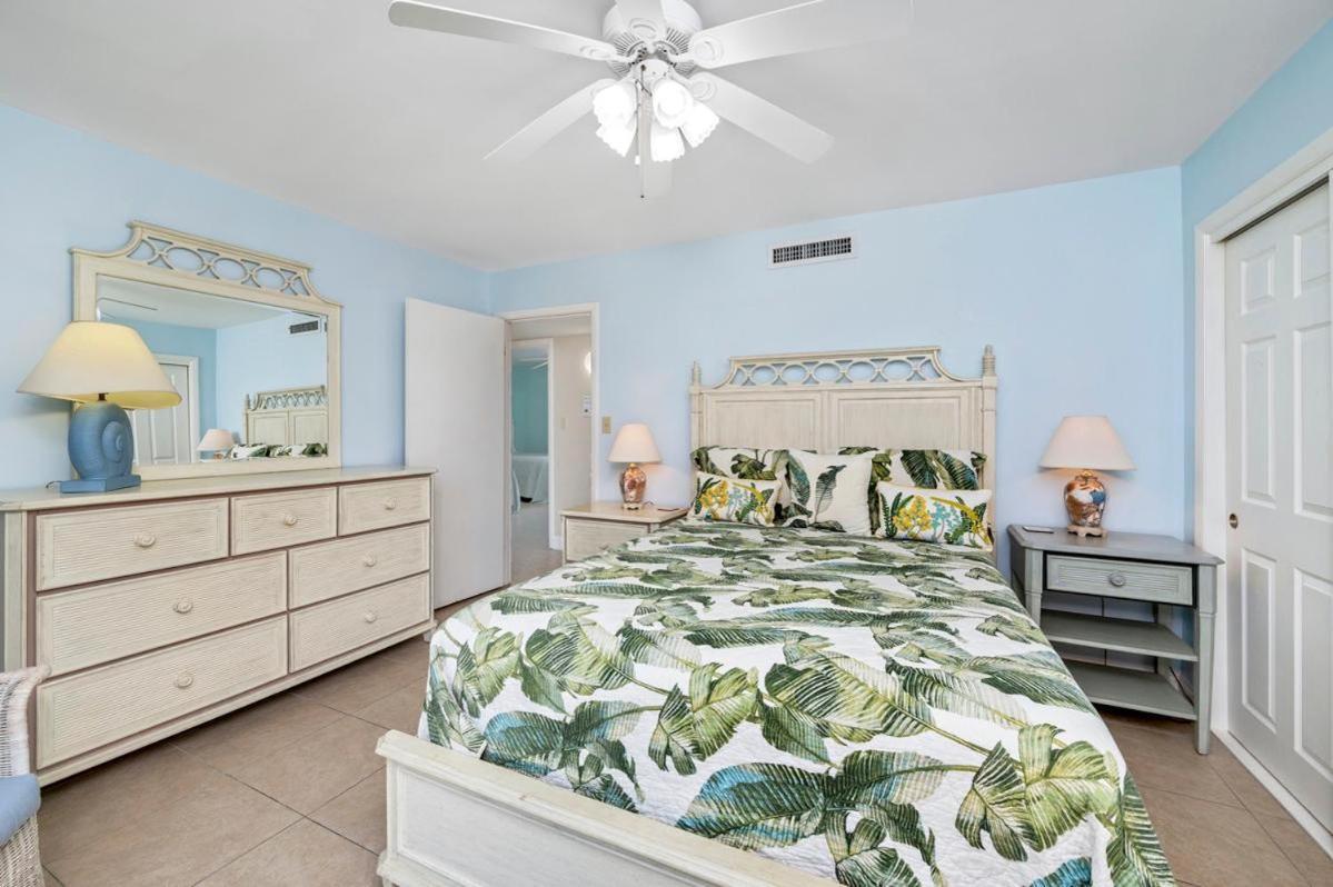 3036 Free Setup In 2025 Season Shoreline Towers Holiday home
