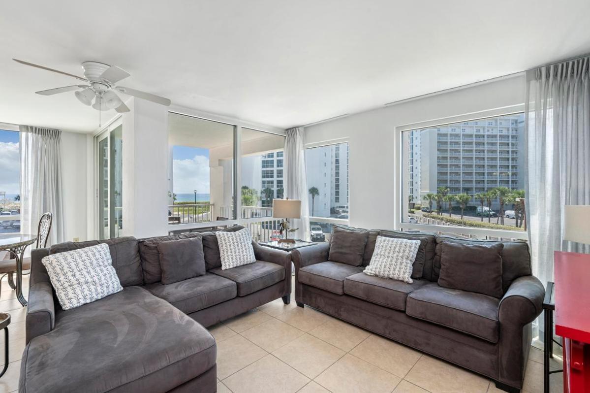 3036 Free Setup In 2025 Season Shoreline Towers Holiday home