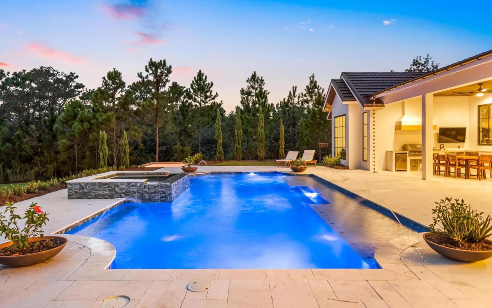 Three Hundred By Oversee 30a Destin