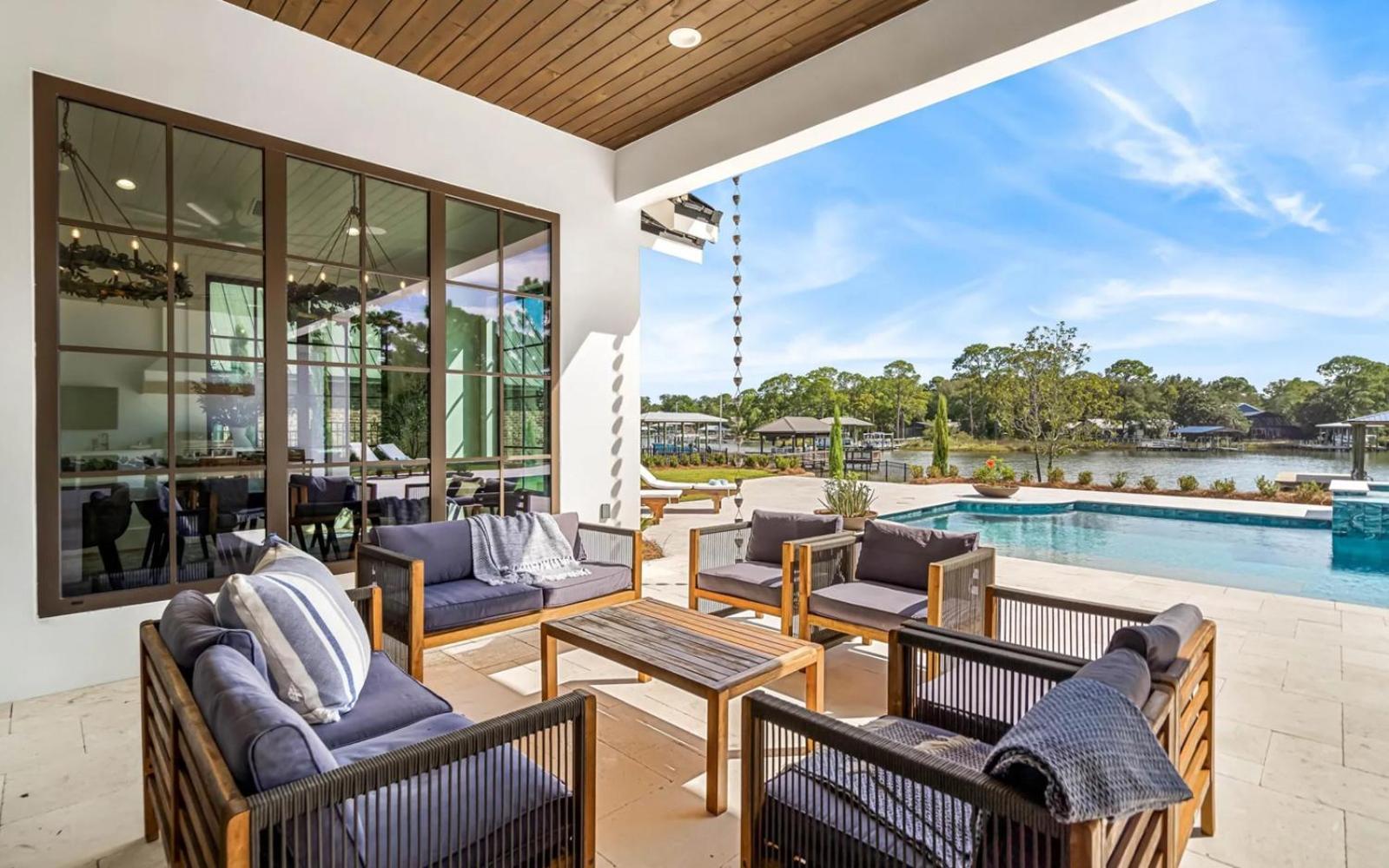 Three Hundred By Oversee 30a Holiday home *
