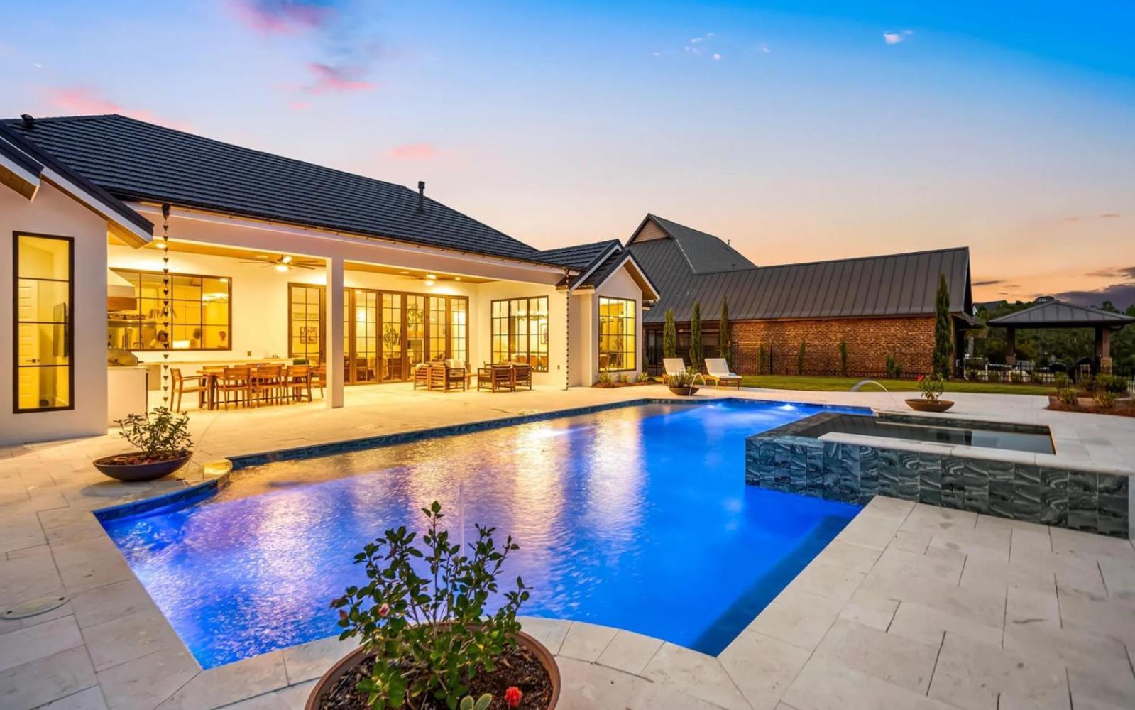 Three Hundred By Oversee 30a Holiday home Destin