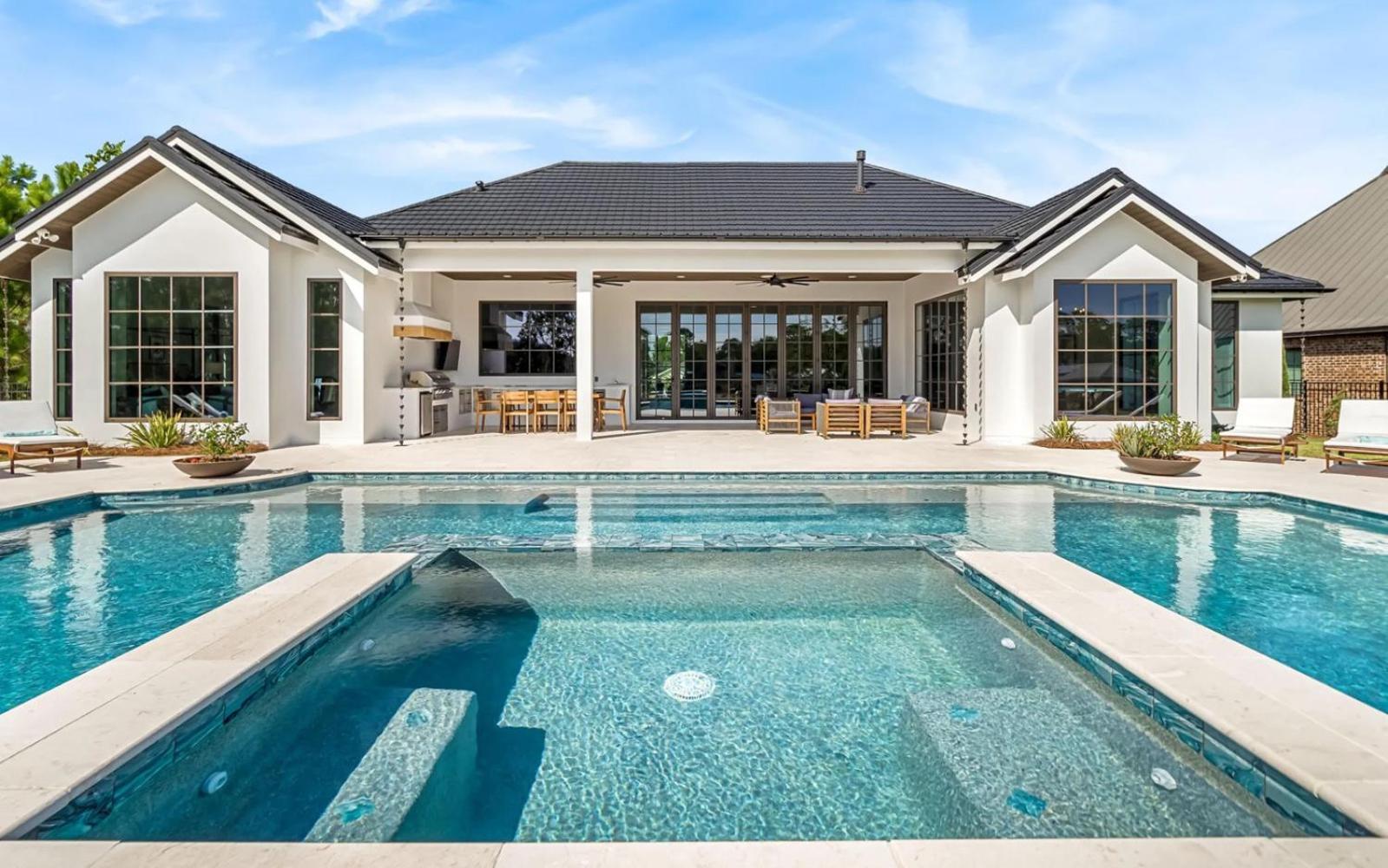 Three Hundred By Oversee 30a Holiday home