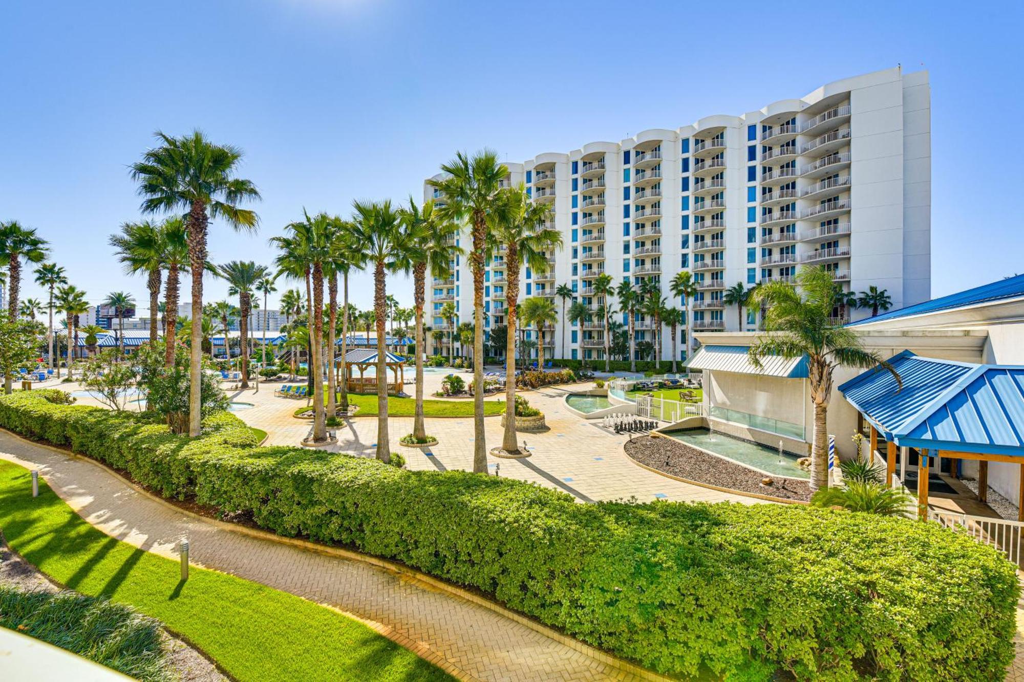 Walk To Beaches In Destin! Destin
